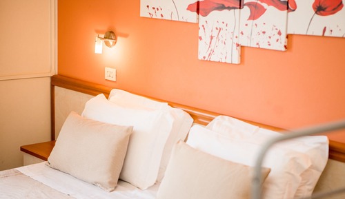 Habitación cuádruple estándar, balcón