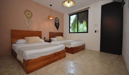 Habitación cuádruple básica, vistas al jardín