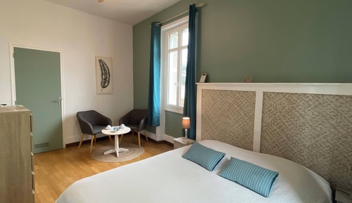 Habitación Confort doble, 1 cama de matrimonio (Ambre)