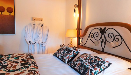 Habitación de luna de miel doble, 1 cama de matrimonio, no fumadores, vistas a la piscina