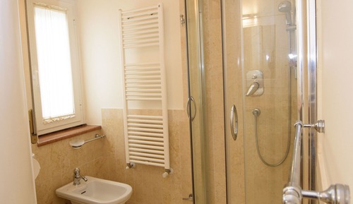 Habitación Deluxe, baño privado (Lilla)