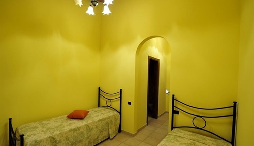 Habitación con 2 camas individuales