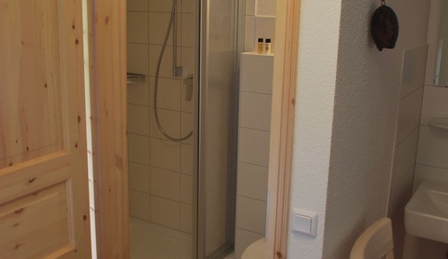 Habitación individual, baño privado