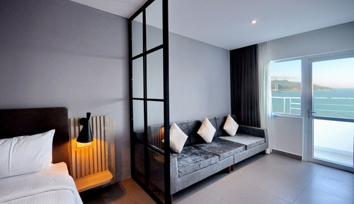 Habitación sénior con 1 cama doble o 2 individuales, no fumadores, vistas al mar