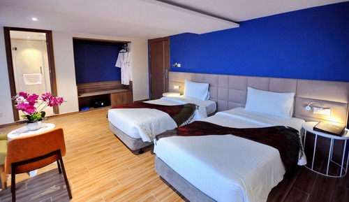 Habitación Premium con 1 cama doble o 2 individuales, vistas al mar