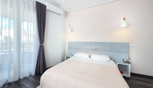 Suite junior, 1 cama de matrimonio grande, vistas al mar (3)