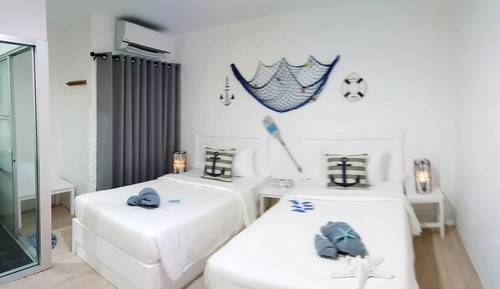 Habitación estándar con 2 camas individuales
