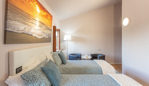Habitación estándar con 1 cama doble o 2 individuales