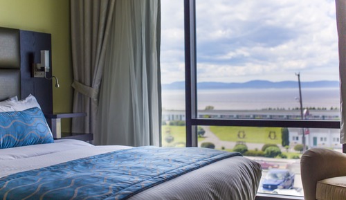 Habitación Deluxe, 2 camas de matrimonio, vistas al río