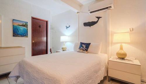 Estudio Premier, 1 cama de matrimonio, vistas al mar, frente a la playa