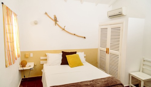 Habitación Confort, 1 cama de matrimonio, accesible para personas con discapacidad (A/C)