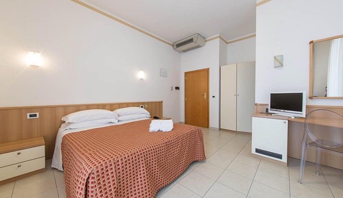 Habitación con 1 cama doble o 2 individuales