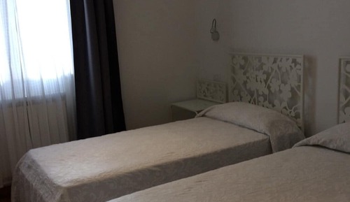Habitación con 1 cama doble o 2 individuales