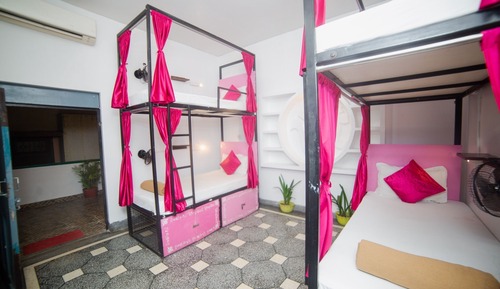 Dormitorio compartido Deluxe, solo para mujeres