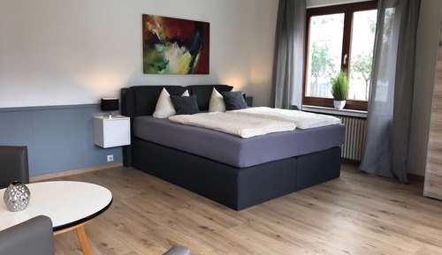 Apartamento, vistas al jardín