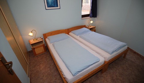 Apartamento, 2 habitaciones, balcón, vistas parciales al mar