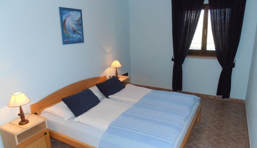Apartamento, 1 habitación, balcón, vistas parciales al mar