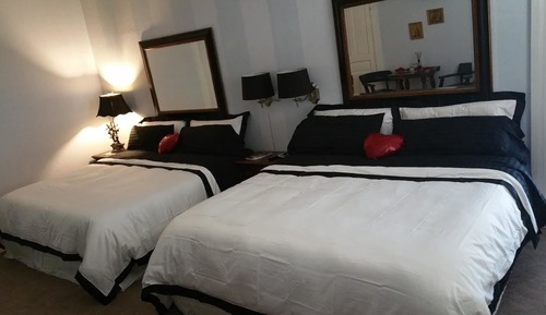 Habitación, varias camas, bañera de hidromasaje
