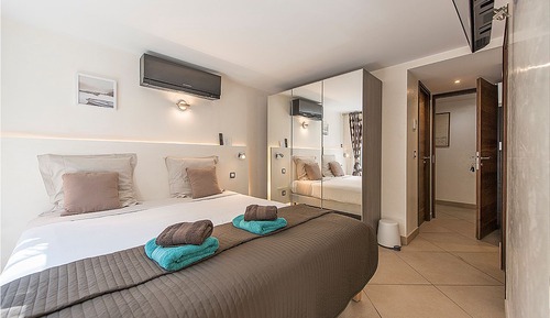 Habitación triple, terraza (Robijn)