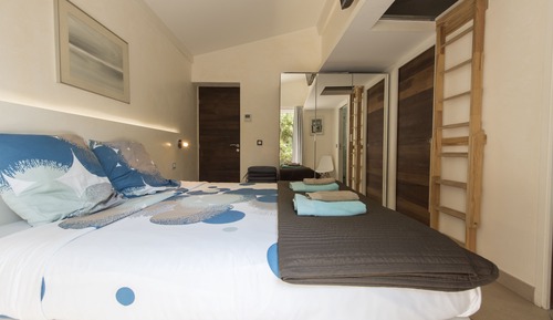 Habitación doble, patio (Opaal)