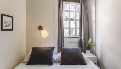 Double Room, Private Bathroom (2)