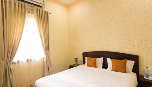 Habitación Deluxe, 1 cama de matrimonio, no fumadores, vistas al jardín