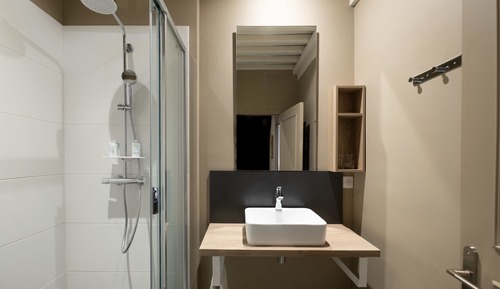 Suite estudio, 2 habitaciones, acceso a la piscina, vistas al parque (Violette)