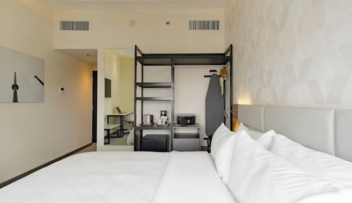 Habitación estándar, 1 cama de matrimonio grande, vistas a la ciudad