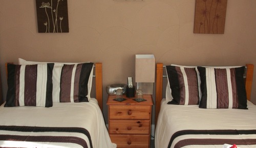 Habitación Confort con 2 camas individuales, 2 camas individuales
