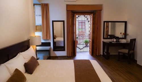 Habitación junior