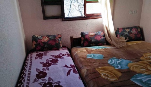 Habitación, varias camas, no fumadores, baño compartido ((Hamza))