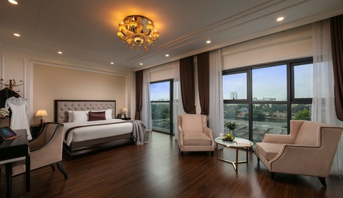 Suite ejecutiva, 1 cama de matrimonio grande, vistas al lago