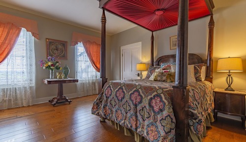 Suite, 1 cama de matrimonio, no fumadores (Turning Angel Guestroom)