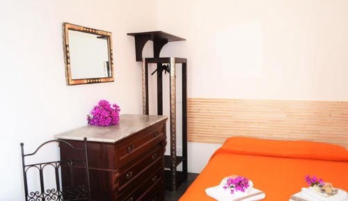 Habitación cuádruple, vistas al mar (Orange Sunrise)