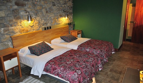 Habitación con 1 cama doble o 2 individuales