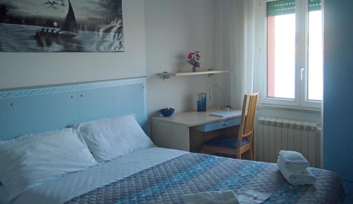 Habitación con 1 cama doble o 2 individuales