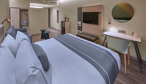 Habitación superior, 1 cama de matrimonio grande con sofá cama, no fumadores