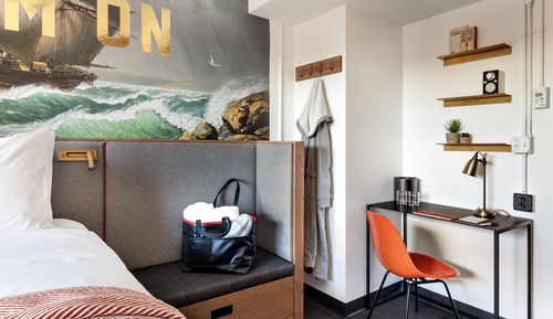 Habitación estándar, 1 cama de matrimonio grande, accesible en silla de ruedas, baño compartido