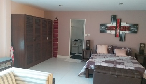 Suite estudio Premium, 1 cama de matrimonio, no fumadores, vistas al jardín