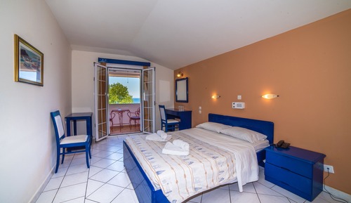 Habitación familiar, vistas al mar