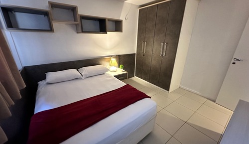 Apartamento Deluxe, 4 habitaciones, bañera de hidromasaje, vistas parciales al mar