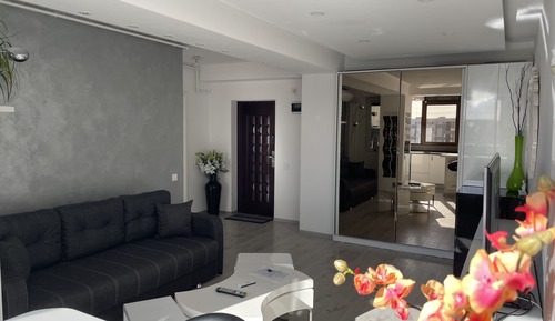 Apartamento de lujo, 1 cama de matrimonio con sofá cama, accesible para personas con discapacidad
