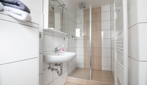Apartamento, baño privado