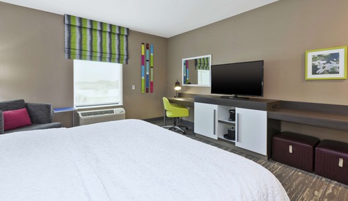 Habitación, 1 cama de matrimonio grande, bañera (Mobility & Hearing)
