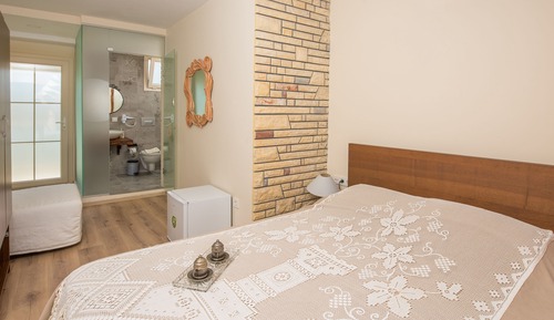 Habitación estándar, 1 cama doble, balcón, mirando al mar (10)