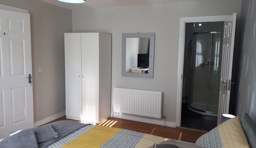 Habitación doble, baño privado