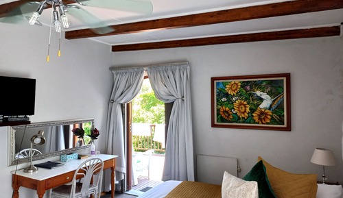Habitación estándar doble, 1 cama doble, no fumadores, vistas al jardín