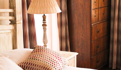 Suite Deluxe, 1 cama de matrimonio grande, balcón, vistas al jardín