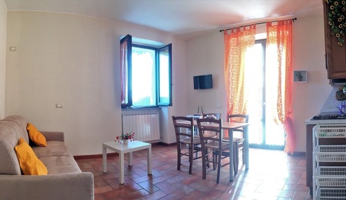 Apartamento, balcón, vistas al parque (Pegaso)