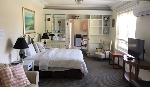Habitación superior, 1 cama de matrimonio grande con sofá cama